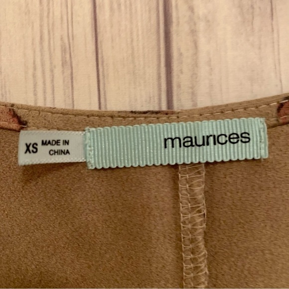 Maurice’s Floral Rose Print Top With Lace Trim Size XS - Picture 3 of 5